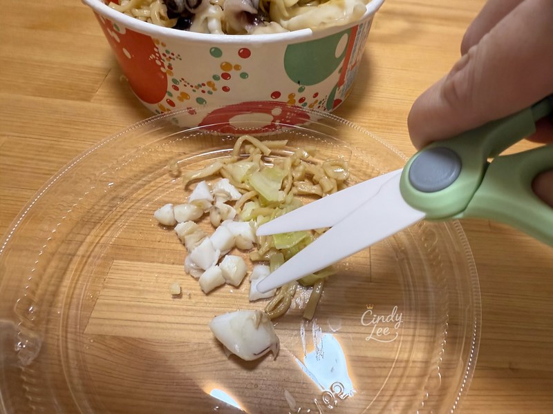 [育兒] 媽咪學苑【赫媽咪寶寶矽膠餐具組+水杯+剪刀+恐龍組